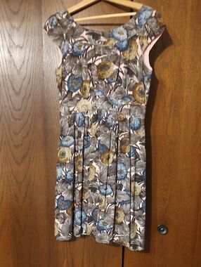 Cap-Sleeve Floral Midi Dress in Blue, Gray and Gold Tones